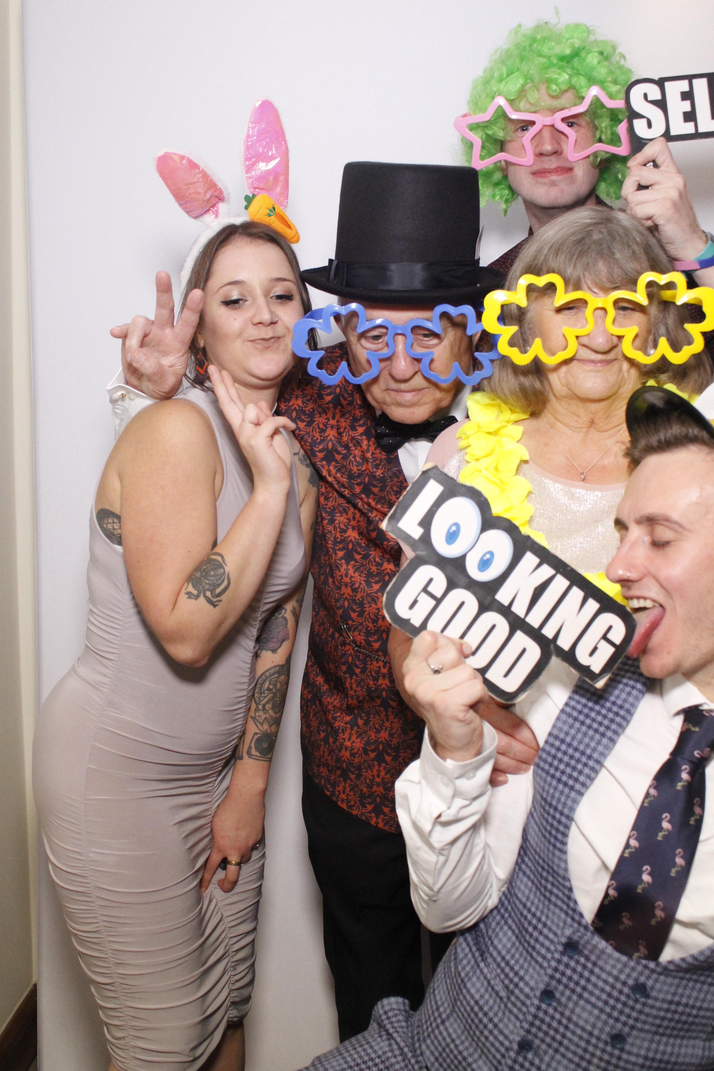 Luke & Emily's Wedding | View more photos from the event at gallery.myphotoboothexperience.co.uk/u/MyPhotoBoothExperienceLtd/Luke-Emilys-Wedding